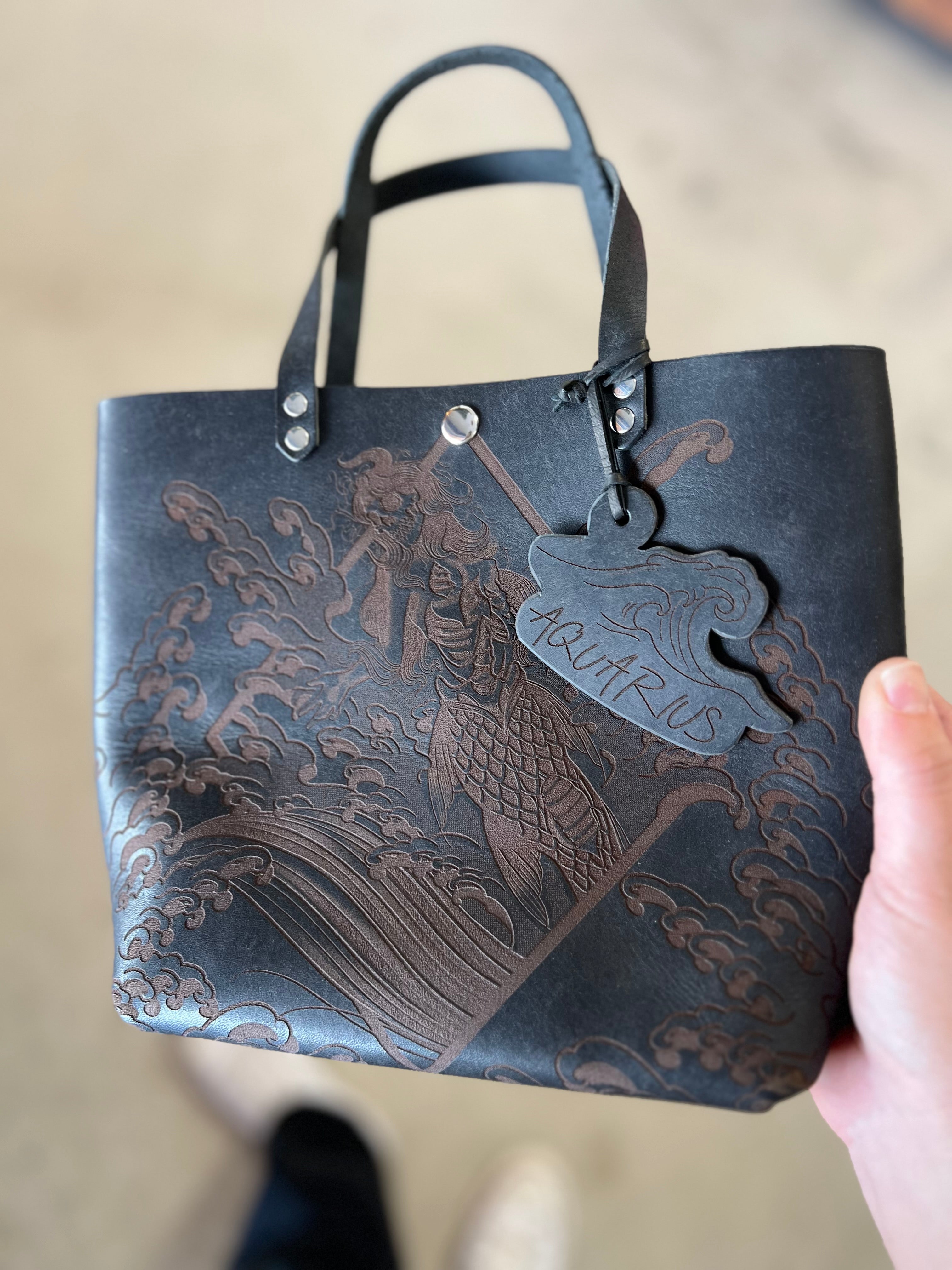 Opener Tour Tote: Aquarius Zodiac