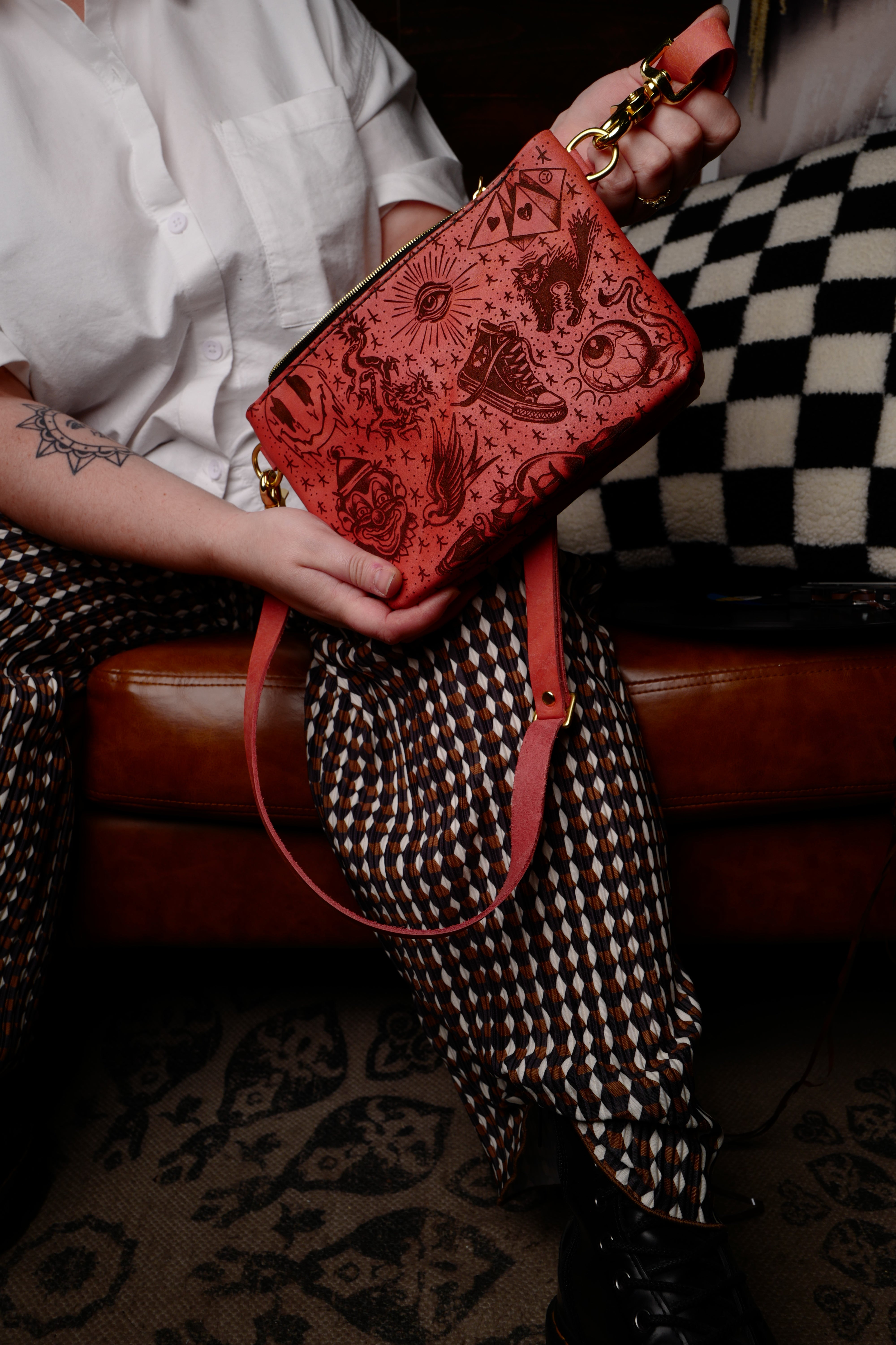 The Gimme Zip Bag: Side Show Flash