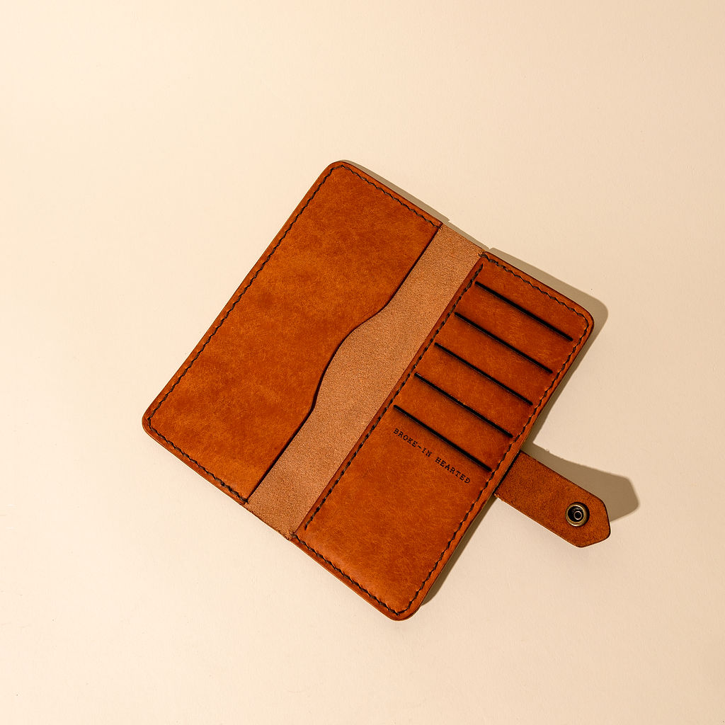 Bandita Wallet: Devil Flip Flop Girl