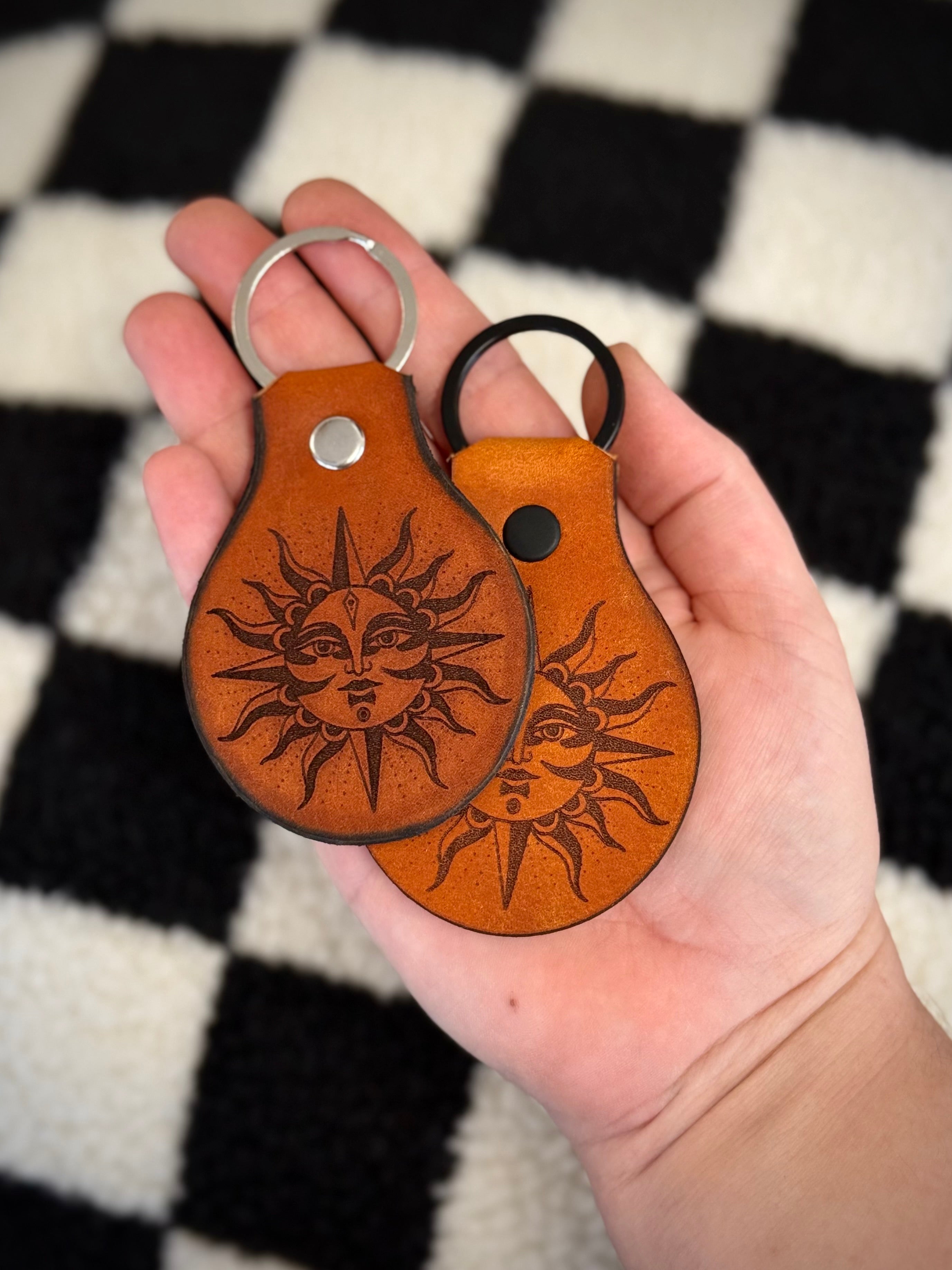 Simple Keychain: Sun
