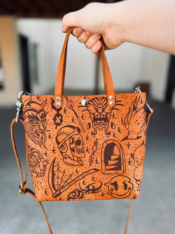 Opener Tour Tote: Live Fast Flash Sheet