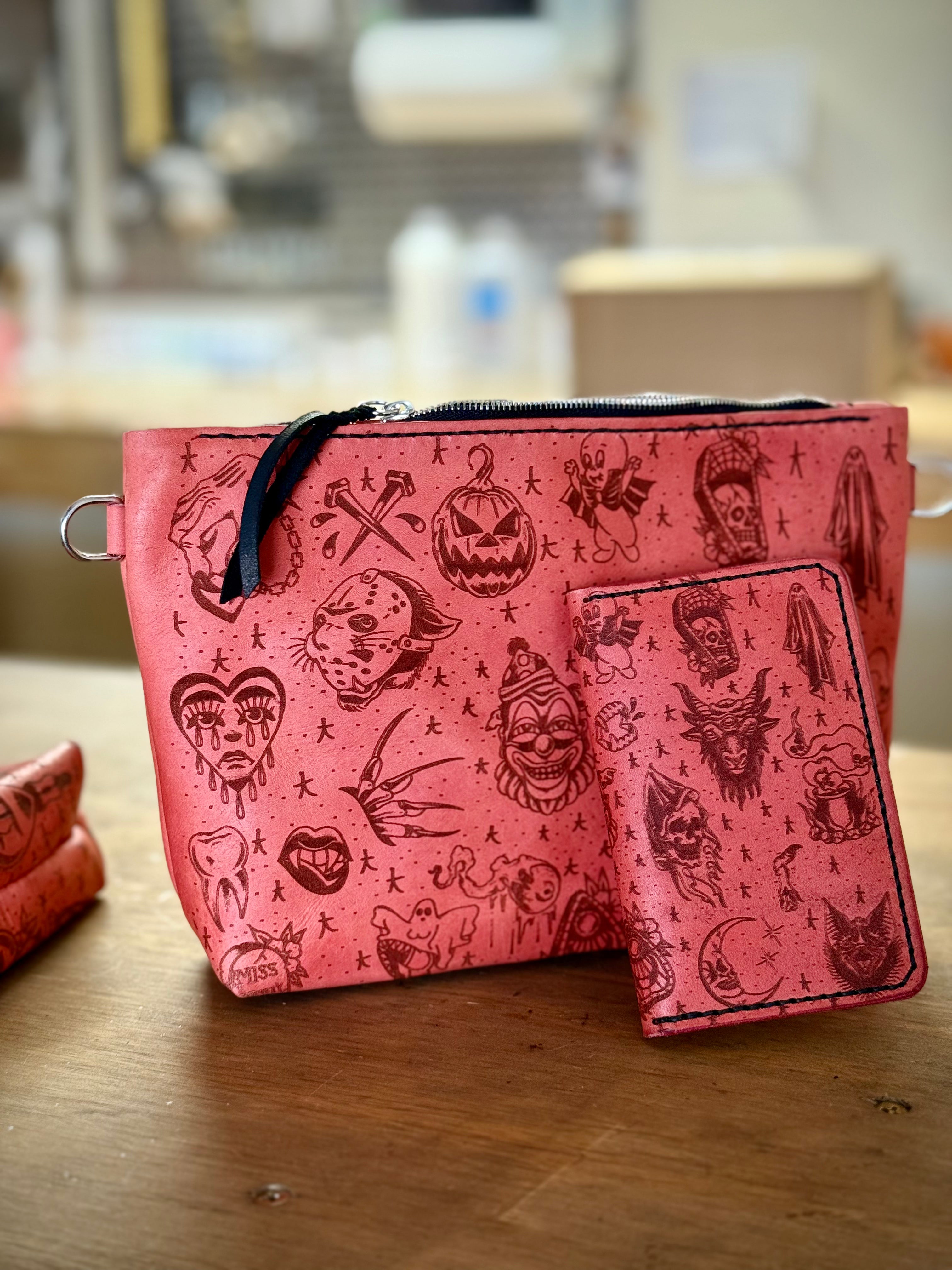 The Gimme Zip Bag: Spooky Flash