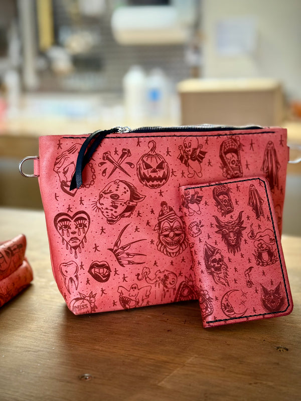 The Gimme Zip Bag: Spooky Flash