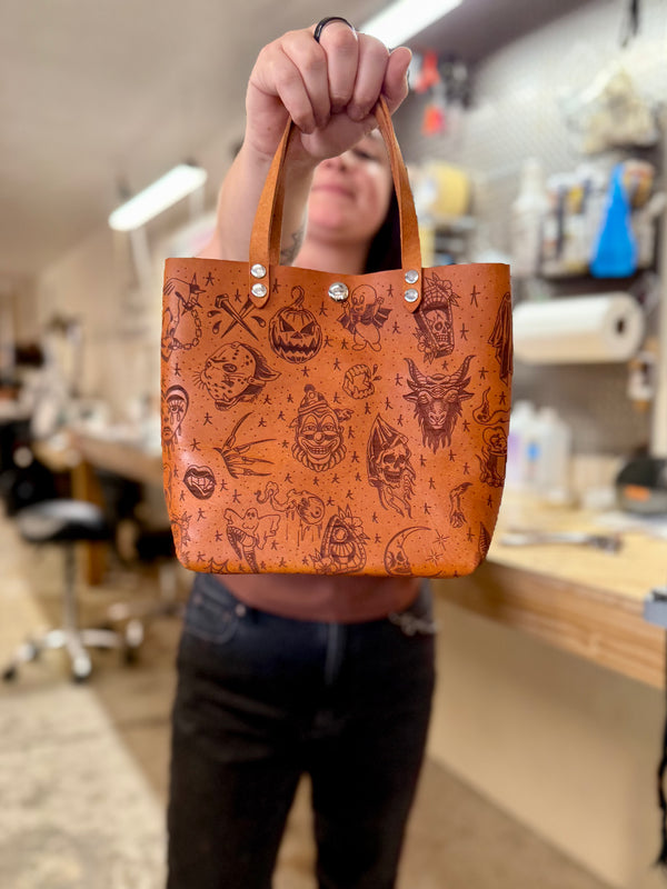 Opener Tour Tote: Spooky Flash Sheet 👻
