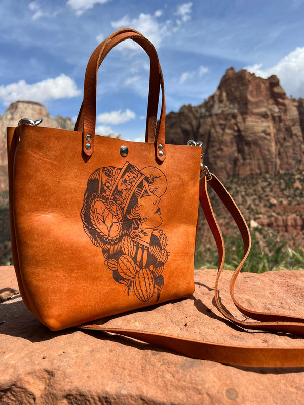Opener Tour Tote: Desert Gypsy