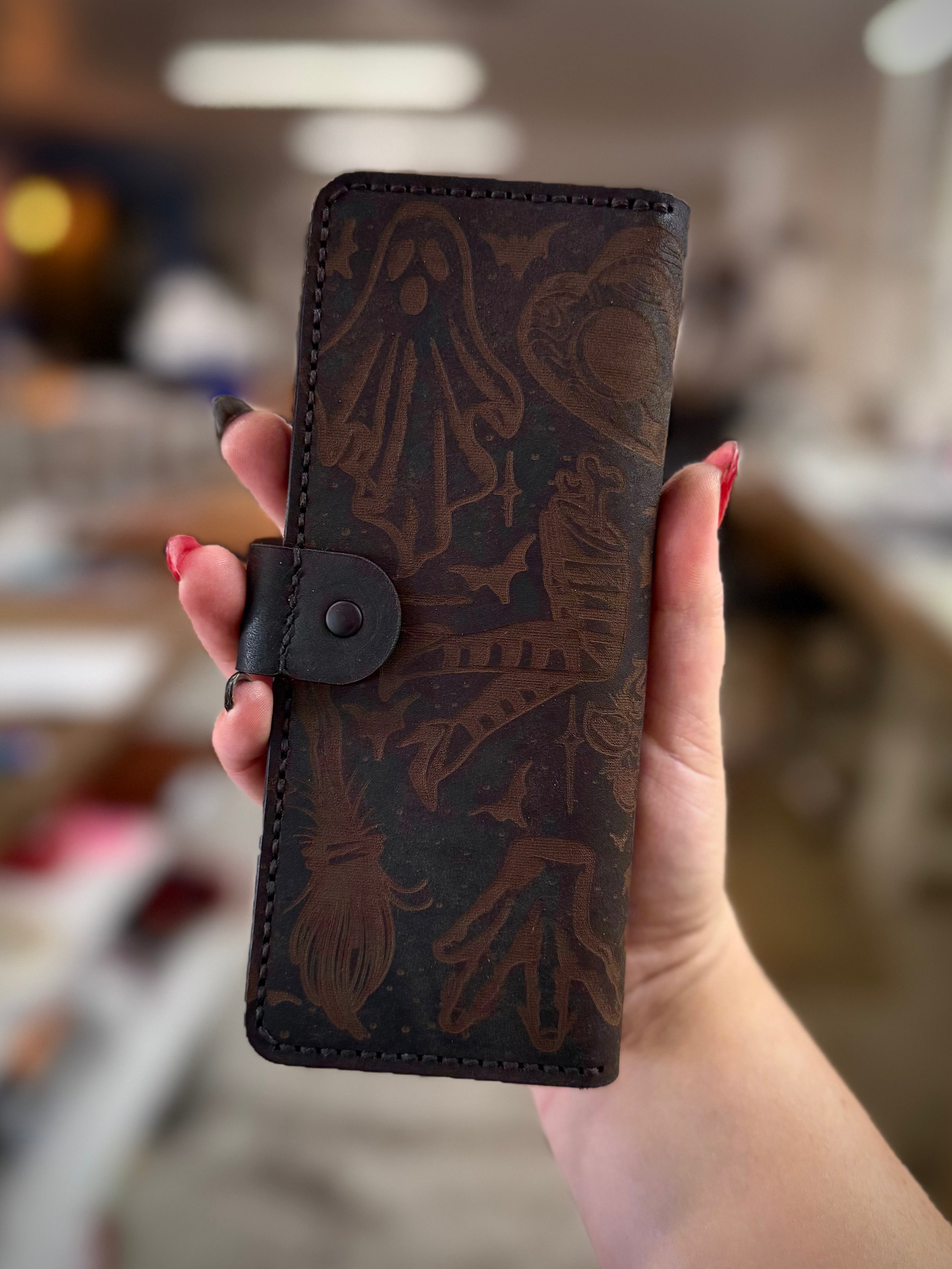 Bandita Wallet: Haunted Flash 🎃