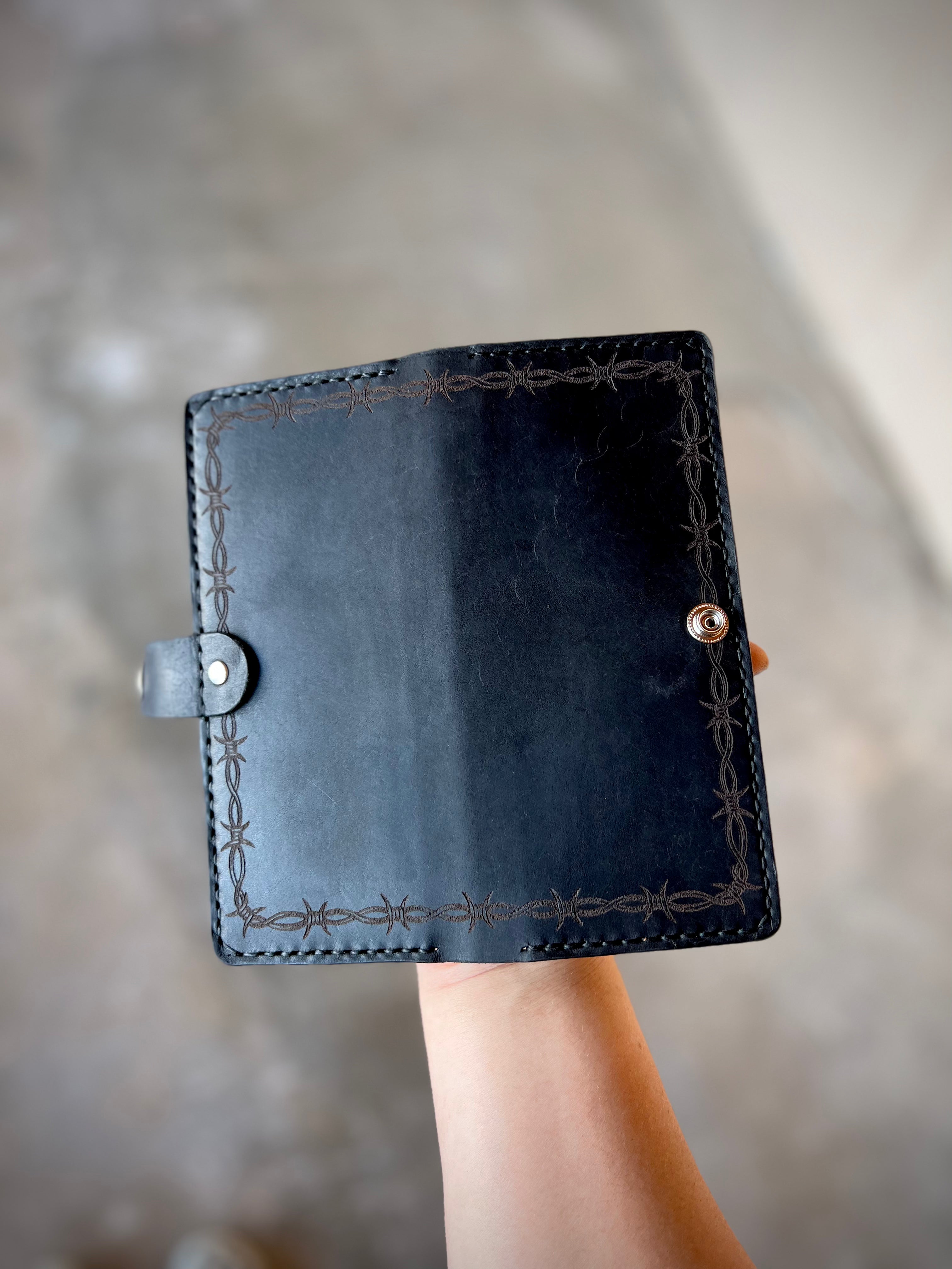Bandita Wallet: Barbed Wire