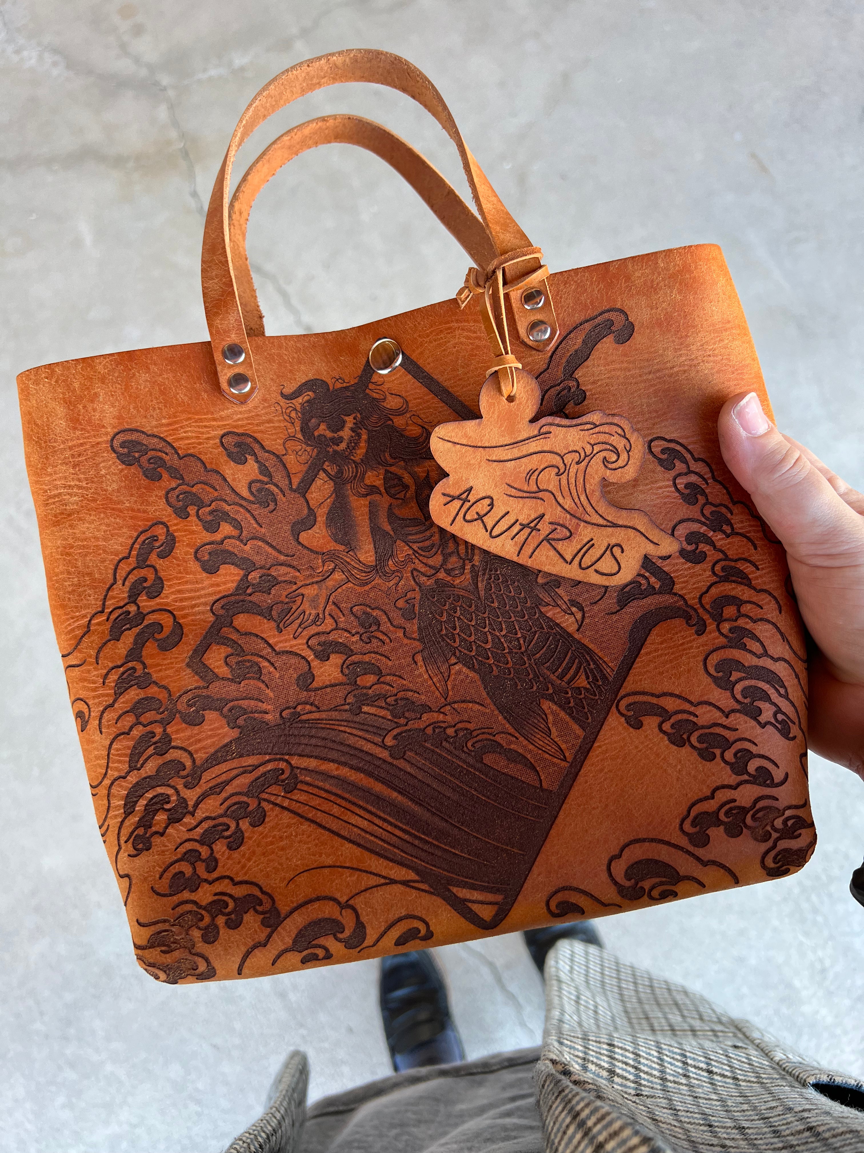 Opener Tour Tote: Aquarius Zodiac
