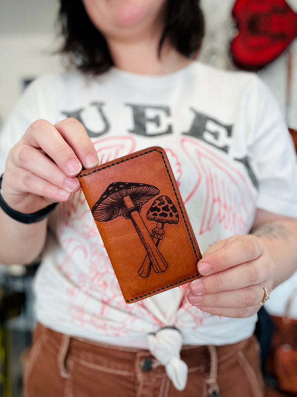 Dodge City Wallet: Mushrooms