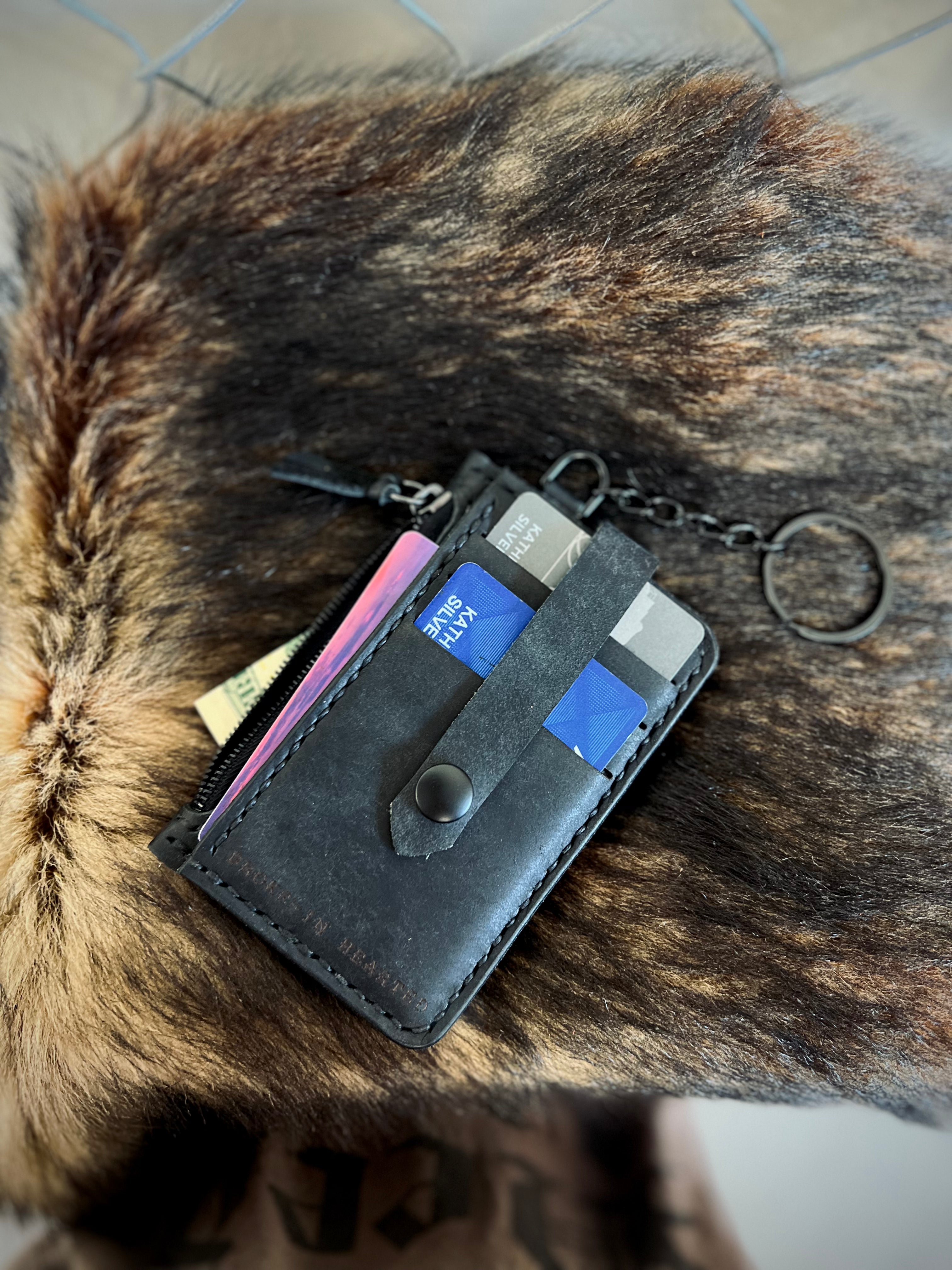 On The Run Keychain Wallet: Black Widow