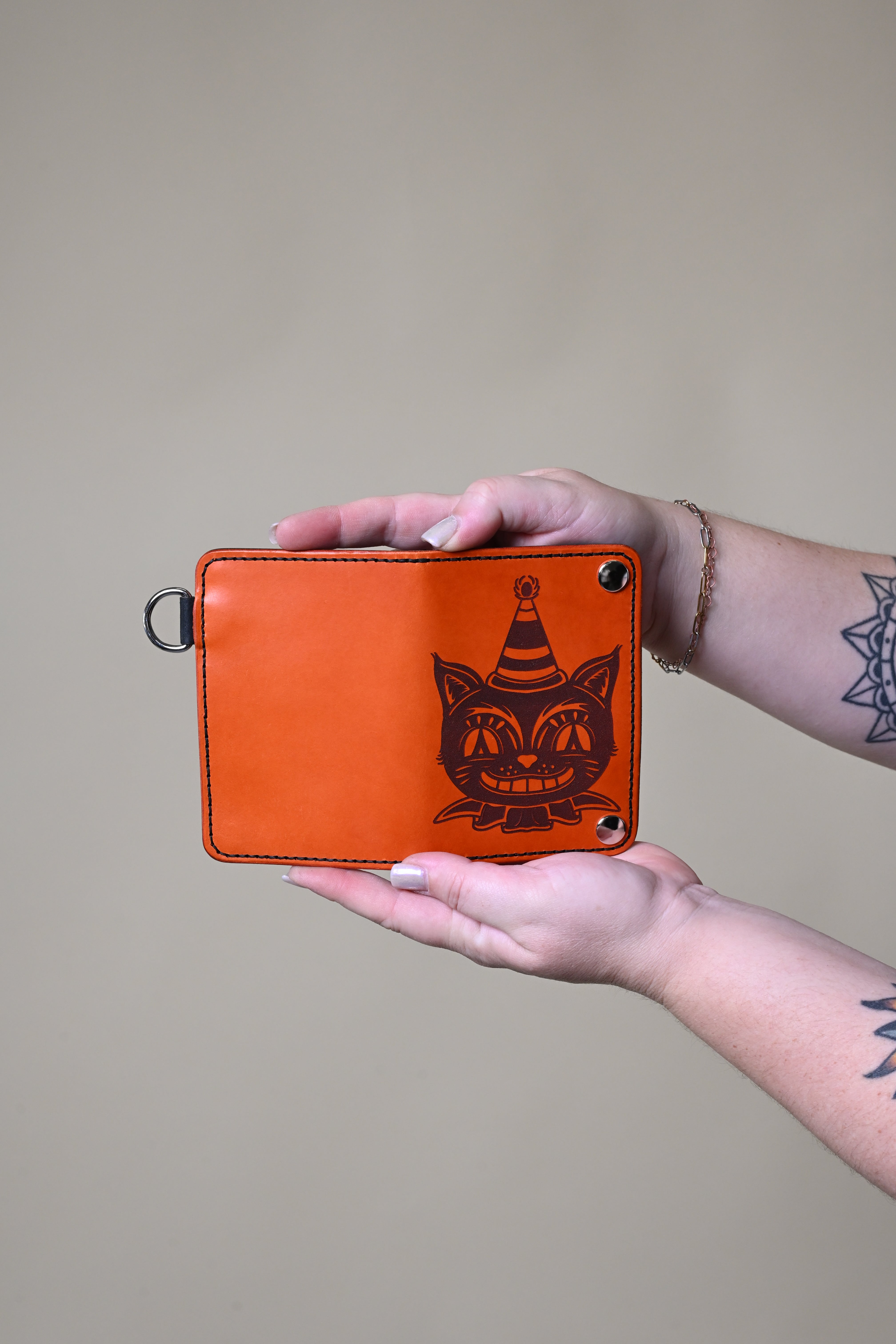 Saloon Wallet: Party Cat