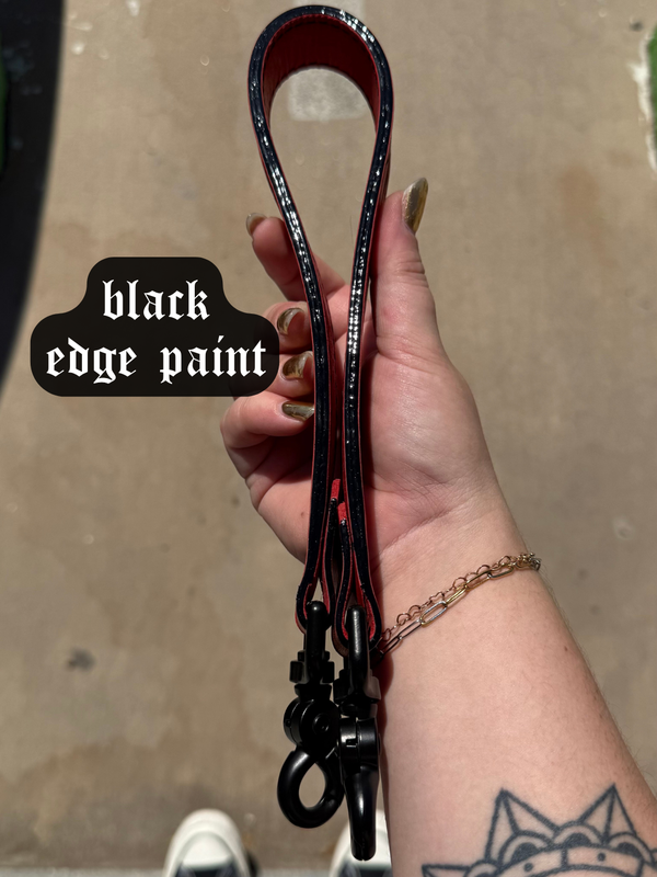 Chain Engraved Shoulder Strap (cherry red)