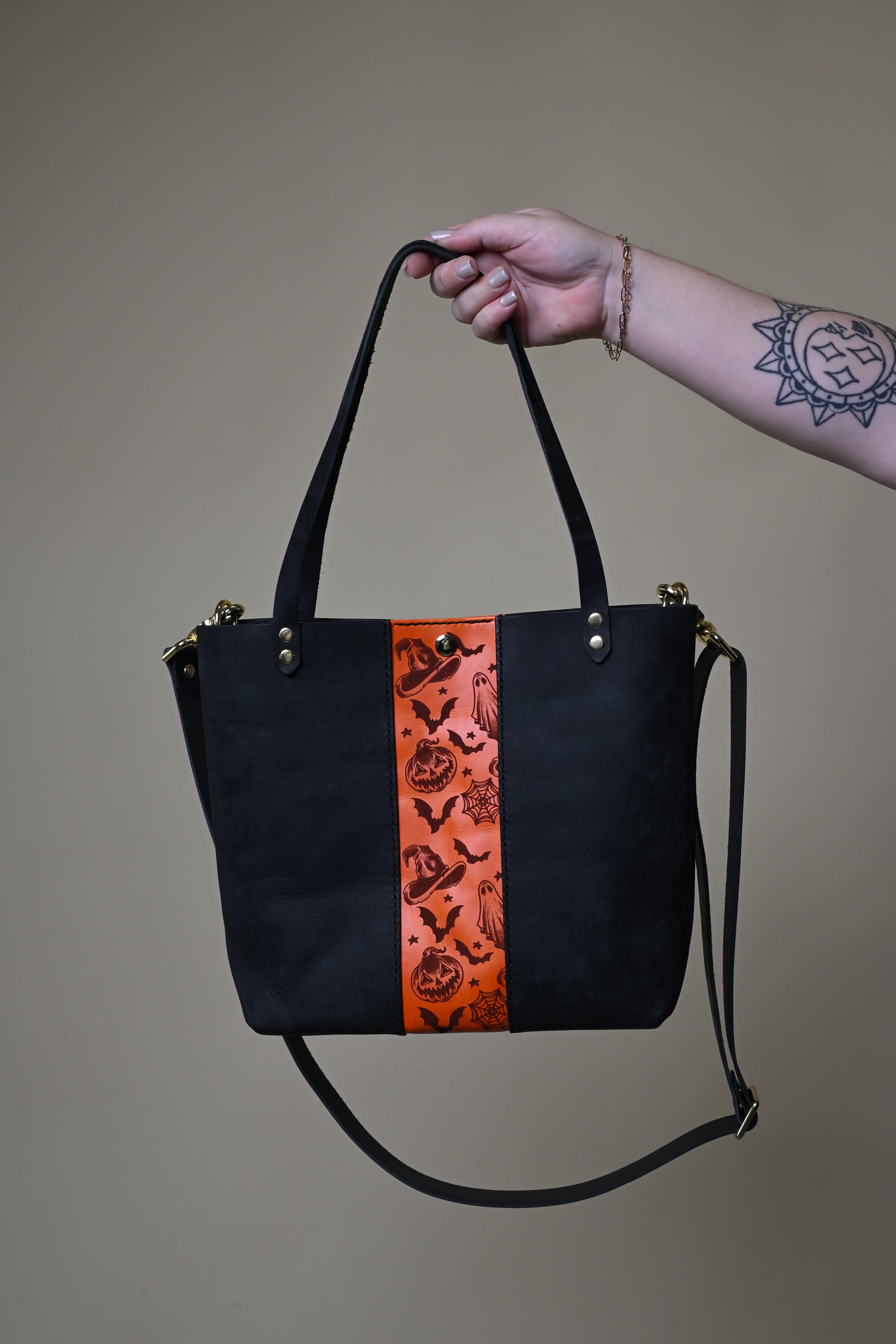 Headliner Tour Tote: Halloween Print Insert