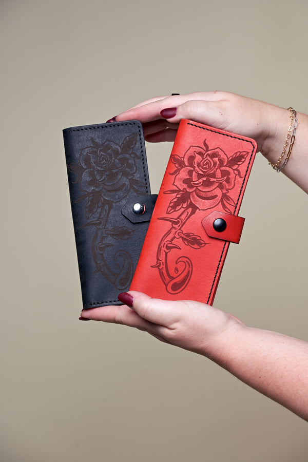 Bandita Wallet: Rose and Thorns