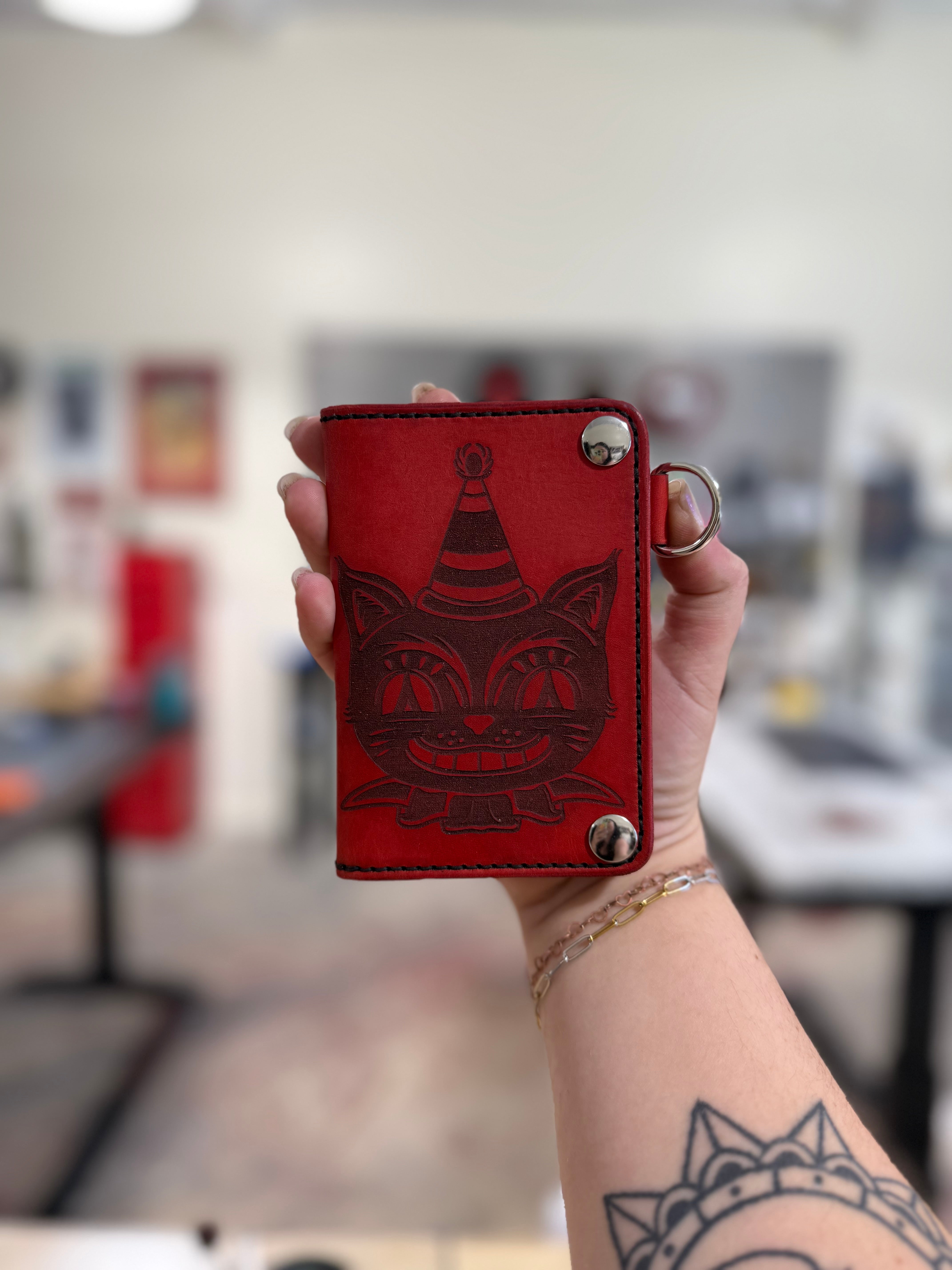 Saloon Wallet: Party Cat