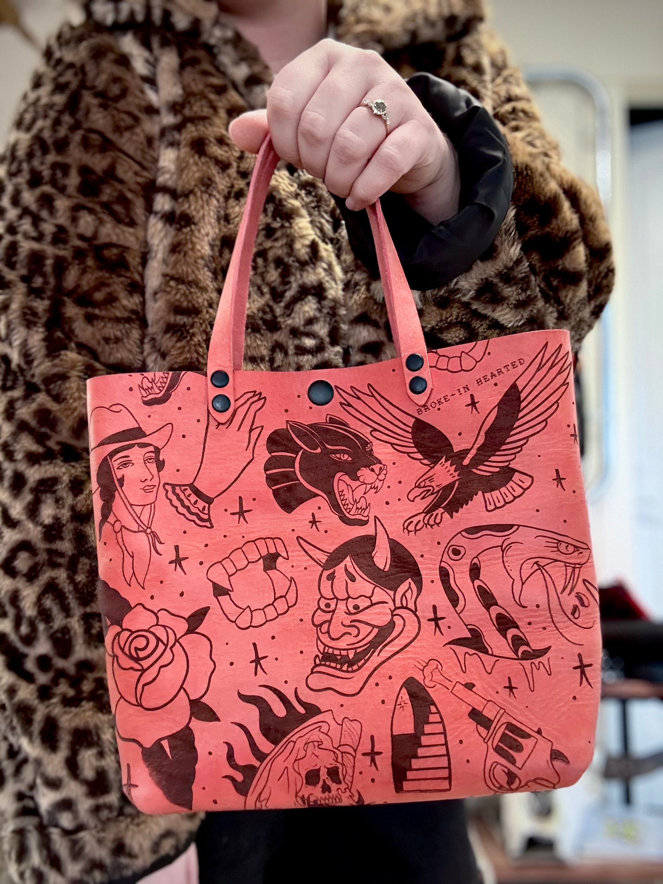 Classic Mini Tote: The Classics Flash Sheet