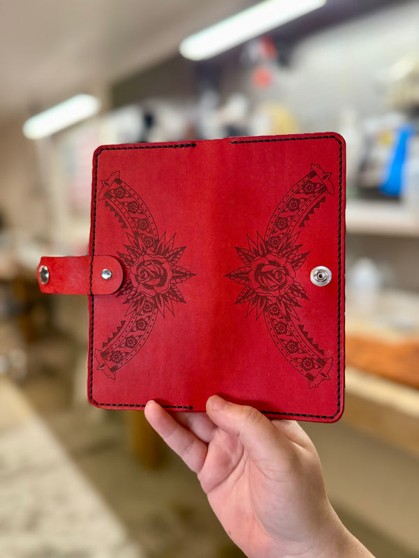 Bandita Wallet: Rose Collar