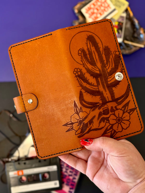 Bandita Wallet: Desert Bull Skull