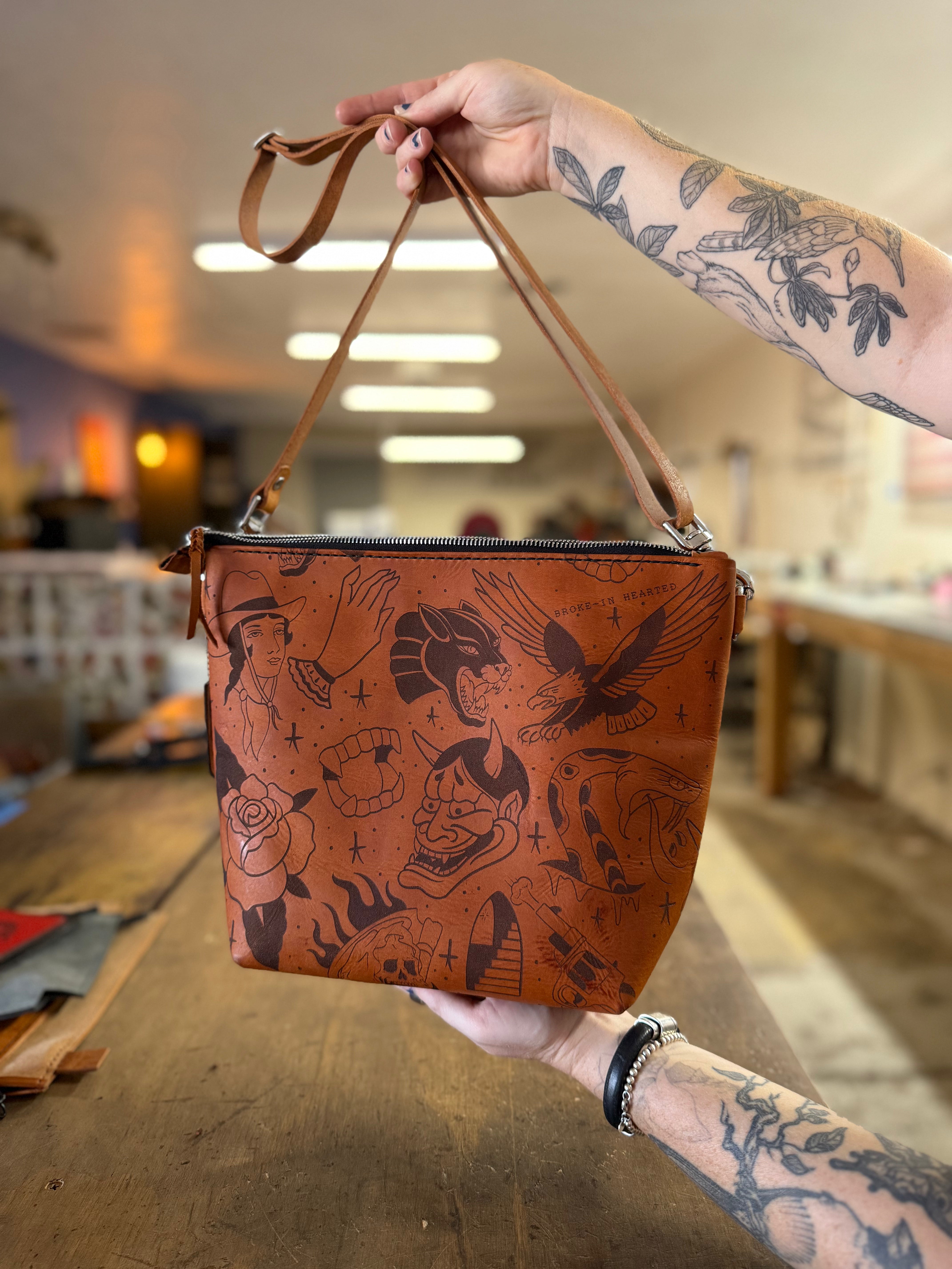 The Lola Zip Crossbody: Classics Flash Sheet