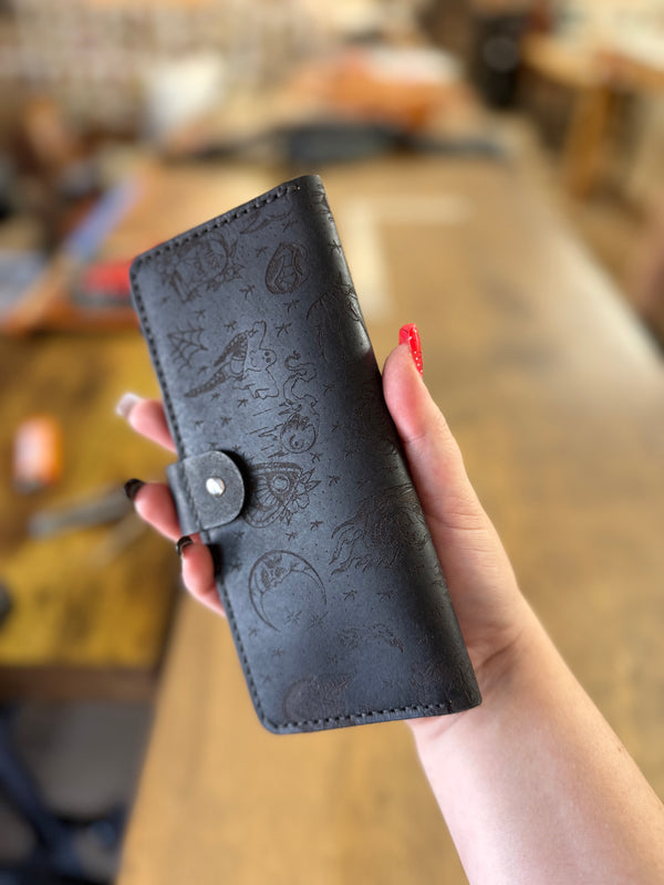 Bandita Wallet: Spooky Flash (ready to ship)