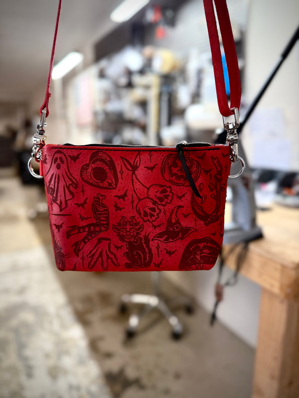 The Gimme Zip Bag: Haunted Flash 🎃