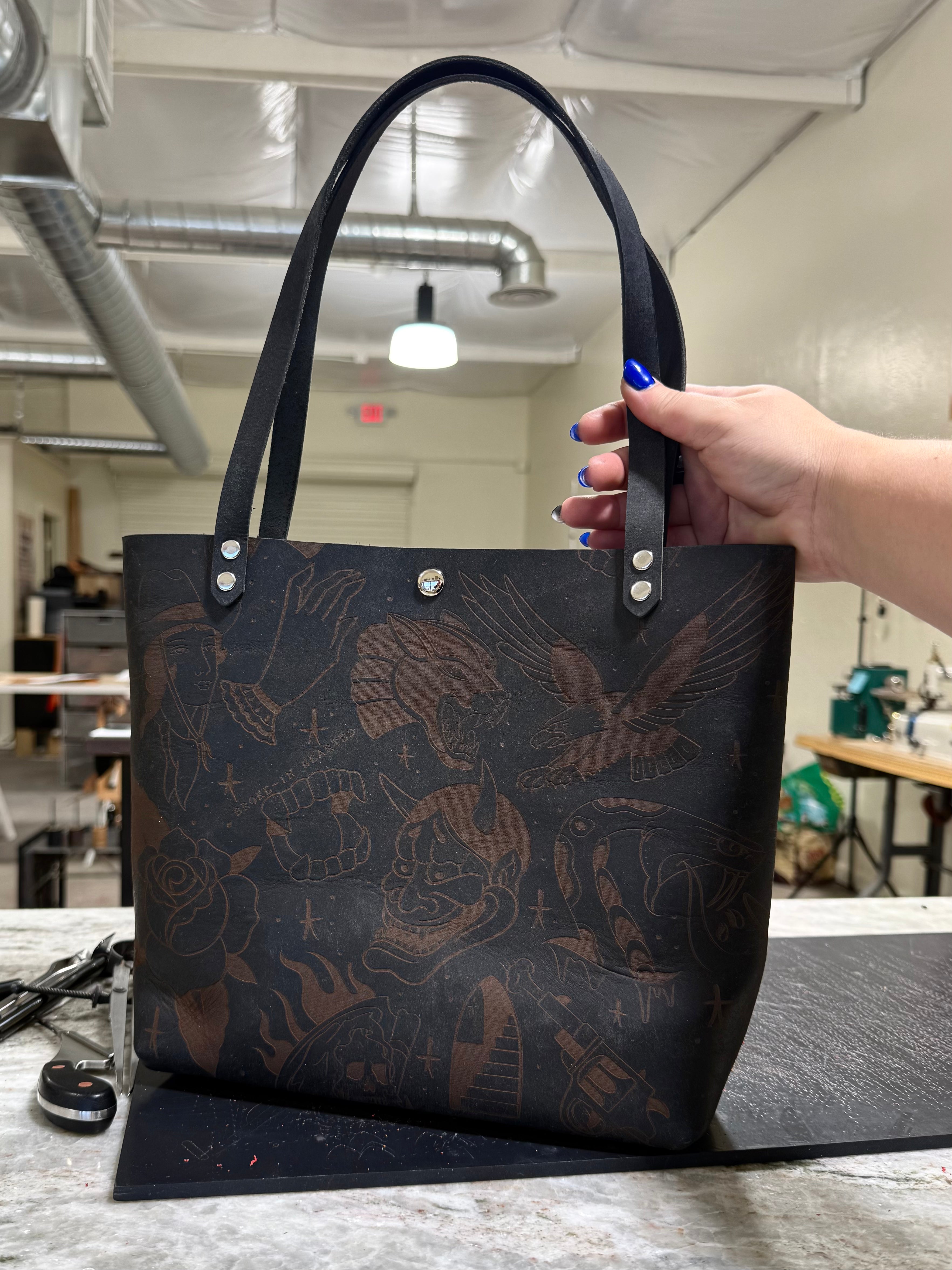 Headliner Tour Tote: Classics Flash Sheet