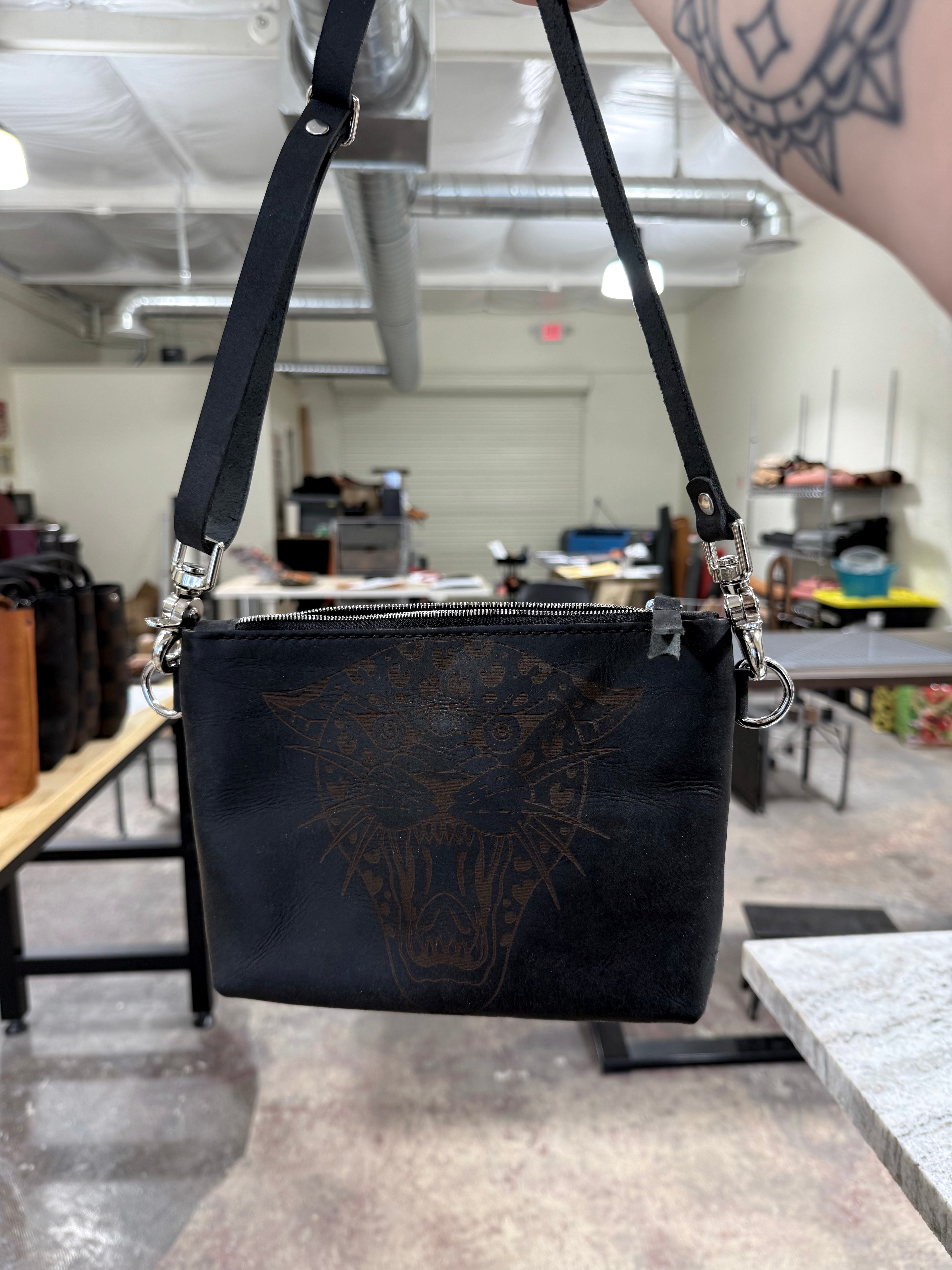 The Gimme Zip Bag: Leopard Head