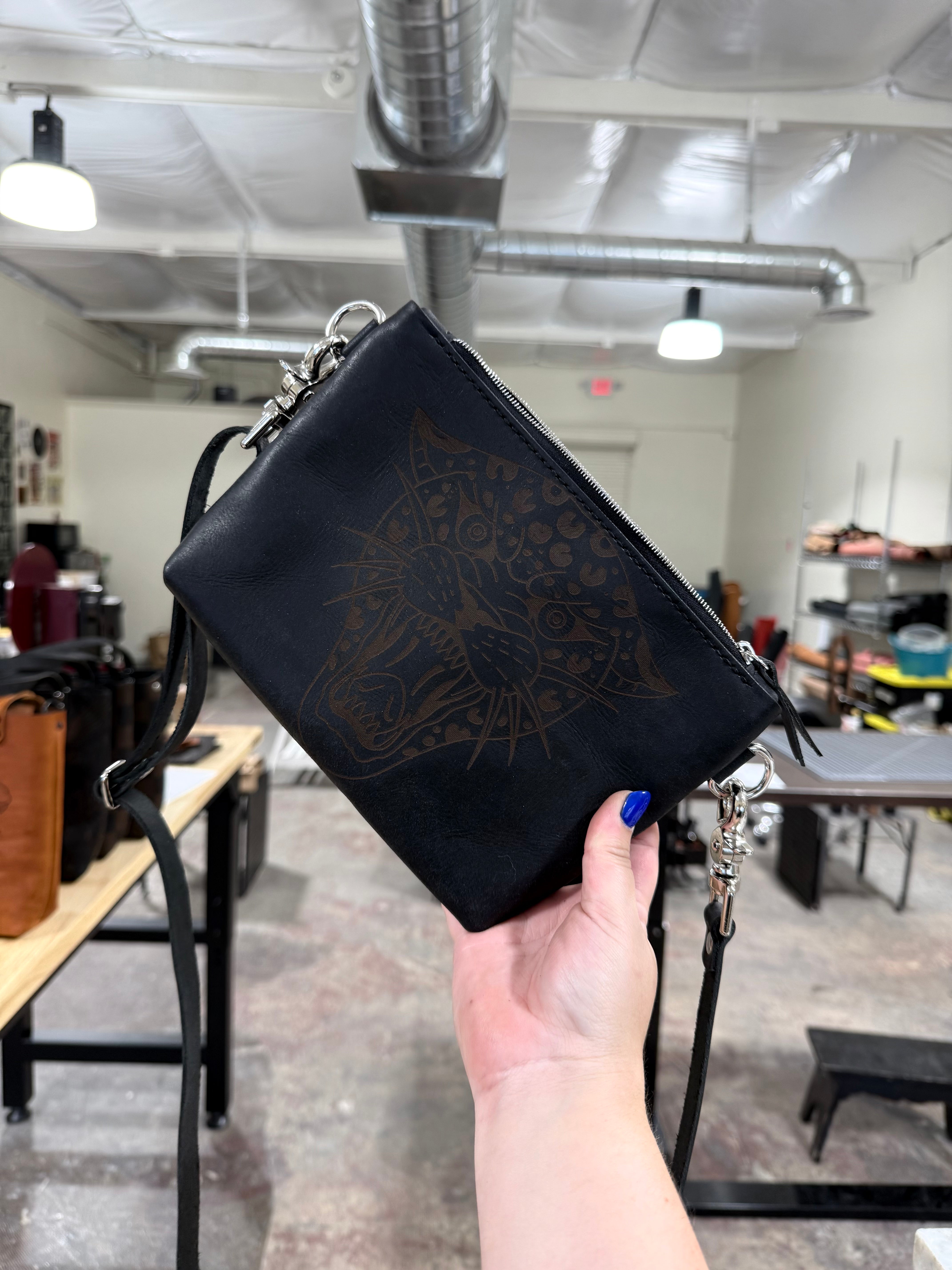 The Gimme Zip Bag: Leopard Head