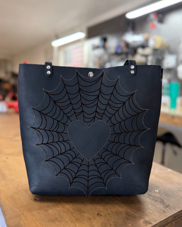 Encore Tour Tote: Heart Web