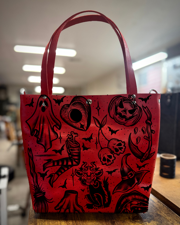 Headliner Tour Tote: Haunted Flash Sheet